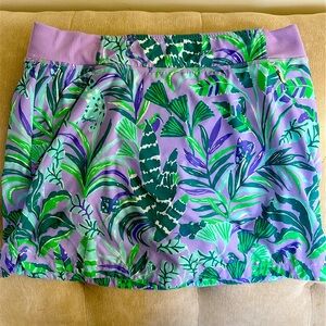 Lily Pulitzer luxetic skort. Size M